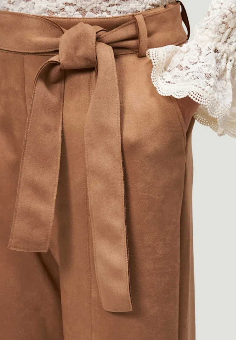 Zero Hosen*Hose in Wildlederoptik 26 Inch cinnamon swirl