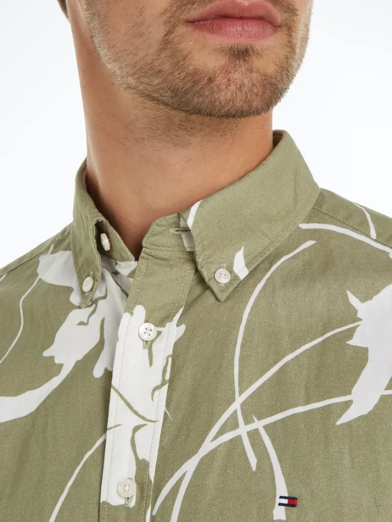 Tommy Hilfiger Hemden|Big Boys*LARGE TROPICAL PRT SHIRT S/S faded olive - optic white