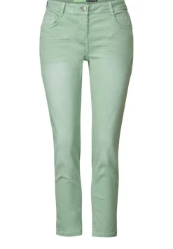 Cecil Shorts*Loose Fit Hose in 7/8 fresh salvia green