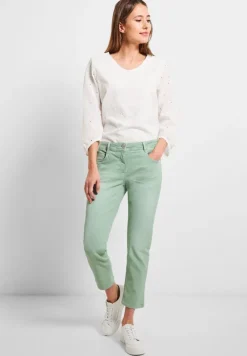 Cecil Shorts*Loose Fit Hose in 7/8 fresh salvia green