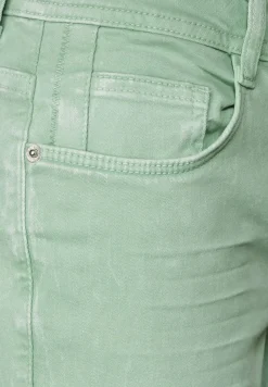 Cecil Shorts*Loose Fit Hose in 7/8 fresh salvia green