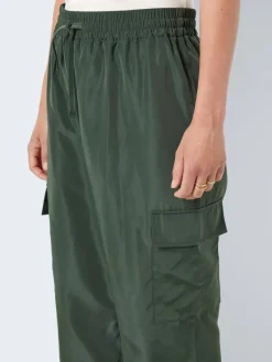 Noisy May Hosen*NMSKY HW CARGO RAINPANTS FWD NOOS kombu green