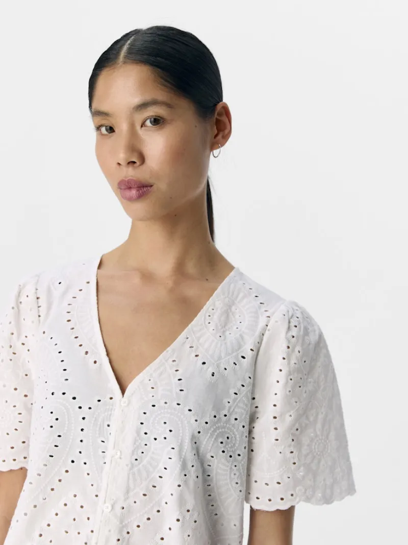 Object Blusen*OBJBITTEN S/S RE V-NECK TOP DIV Cloud Dancer