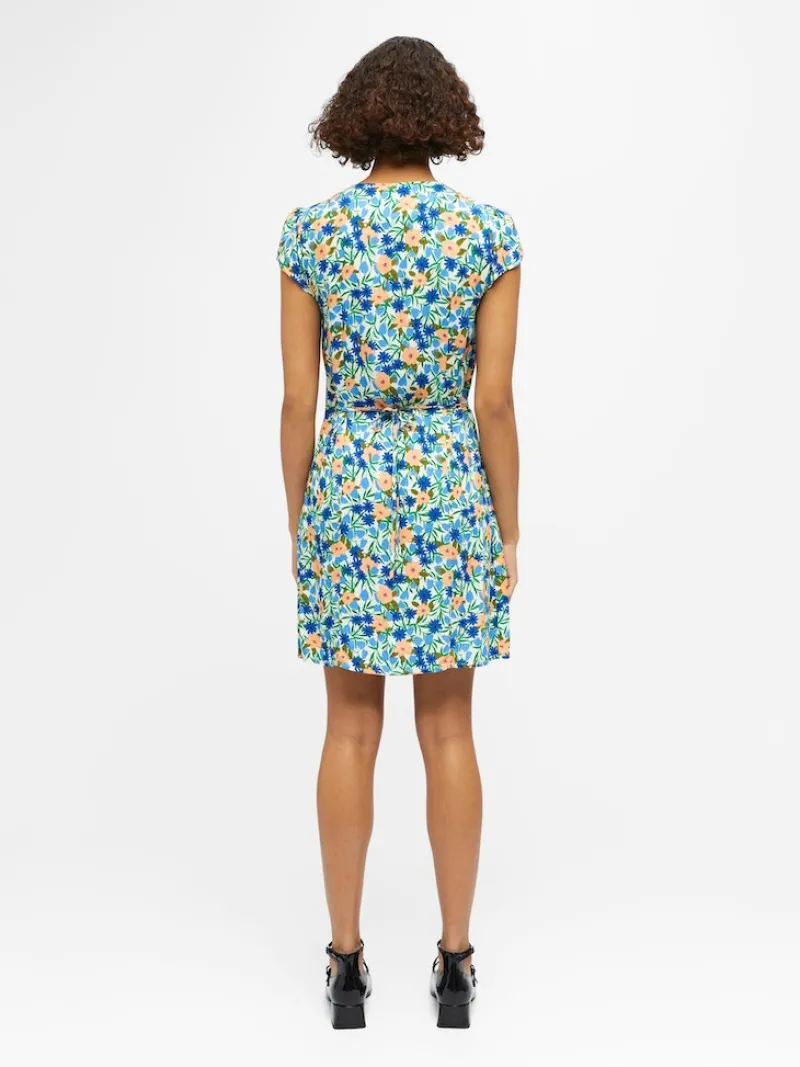 Object Kleider*OBJHIROMI S/S SHORT DRESS 126 Cloud Dancer