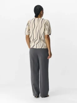 Object Blusen*OBJJACIRA S/S V-NECK TOP NOOS sandshell