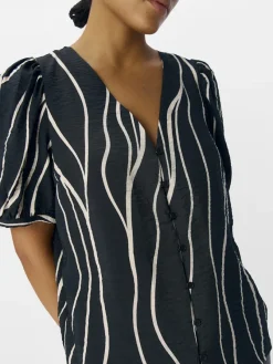 Object Blusen*OBJJACIRA S/S V-NECK TOP NOOS Black