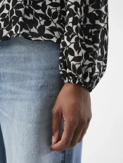 Object Blusen*OBJMILA RE L/S V-NECK TOP NOOS sandshell