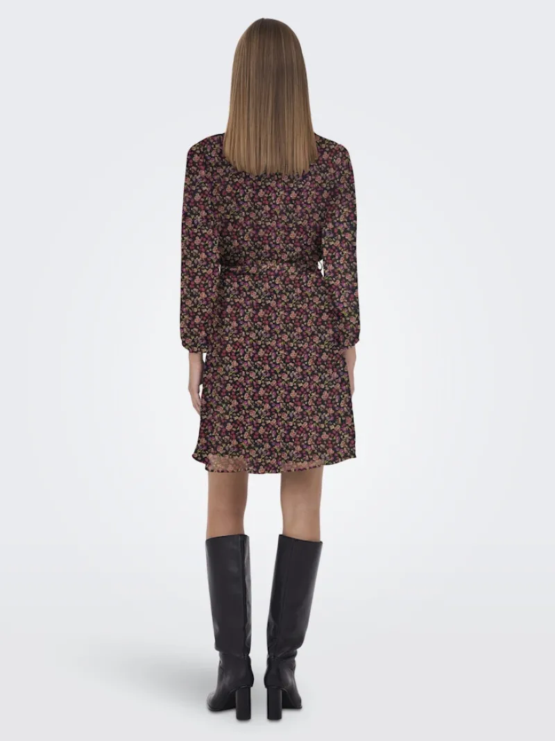 Only Kleider*ONLCERA LIFE 3/4 SHORT DRESS WVN NOOS black8