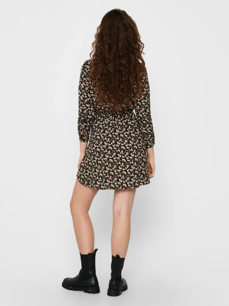 Only Kleider*ONLCORY LIFE L/S V-NECK TUNIC WVN NOOS black1