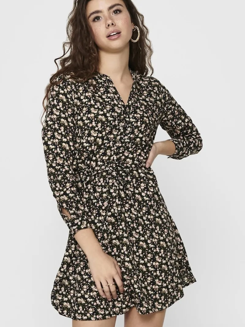 Only Kleider*ONLCORY LIFE L/S V-NECK TUNIC WVN NOOS black1