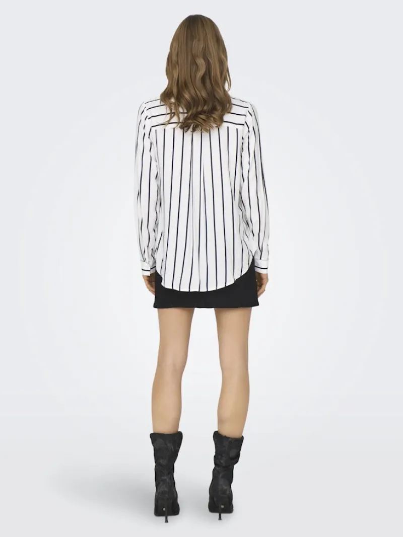 Only Blusen*ONLGUSTA LIFE L/S SHIRT PTM Cloud Dancer-Night sky ocean s