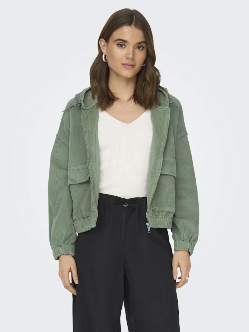 Only Jacken*ONLKENZIE L/S CORD JACKET PNT NOOS grün1