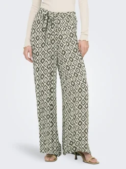 Only Hosen*ONLPAKJA LIFE AOP BELT PANTS WVN NOOS Balsam Green