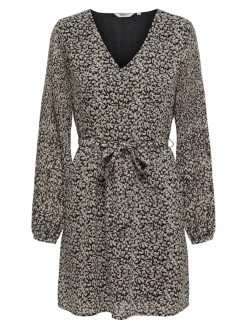 Only Kleider*ONLSTAR LIFE L/S PLISSE SLEEVE DRESS WVN Black