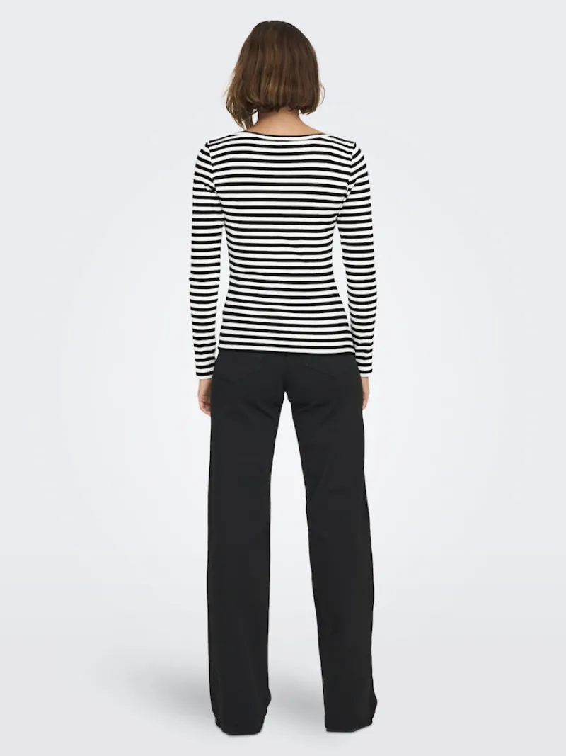 Only Shirts*ONLTRISTA L/S BOATNECK TOP BOX JRS black3