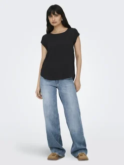 Only Blusen*ONLVIC S/S SOLID TOP NOOS WVN black1
