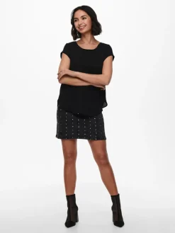 Only Blusen*ONLVIC S/S SOLID TOP NOOS WVN black1