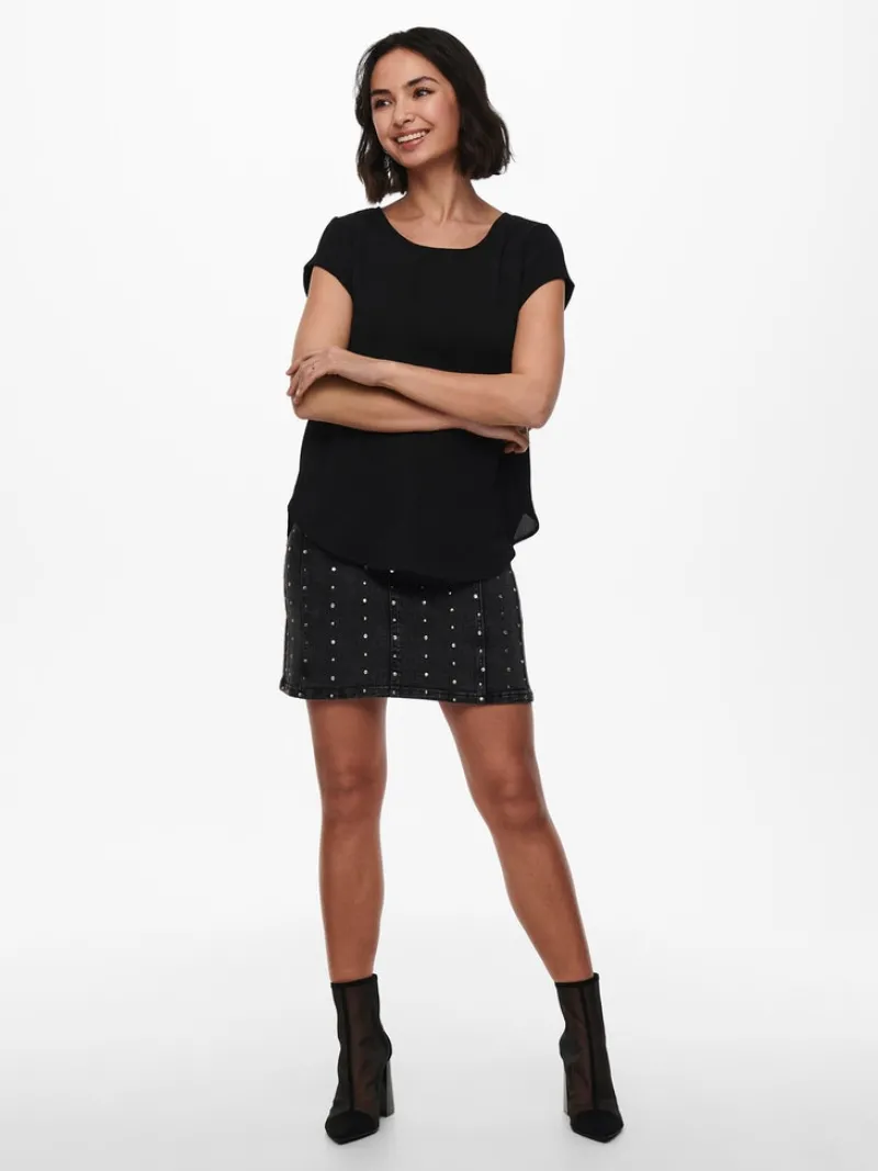 Only Blusen*ONLVIC S/S SOLID TOP NOOS WVN black1