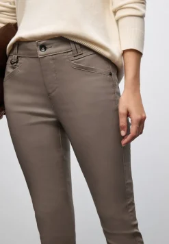 Street One Hosen*Slim Fit Coated Hose silk brown