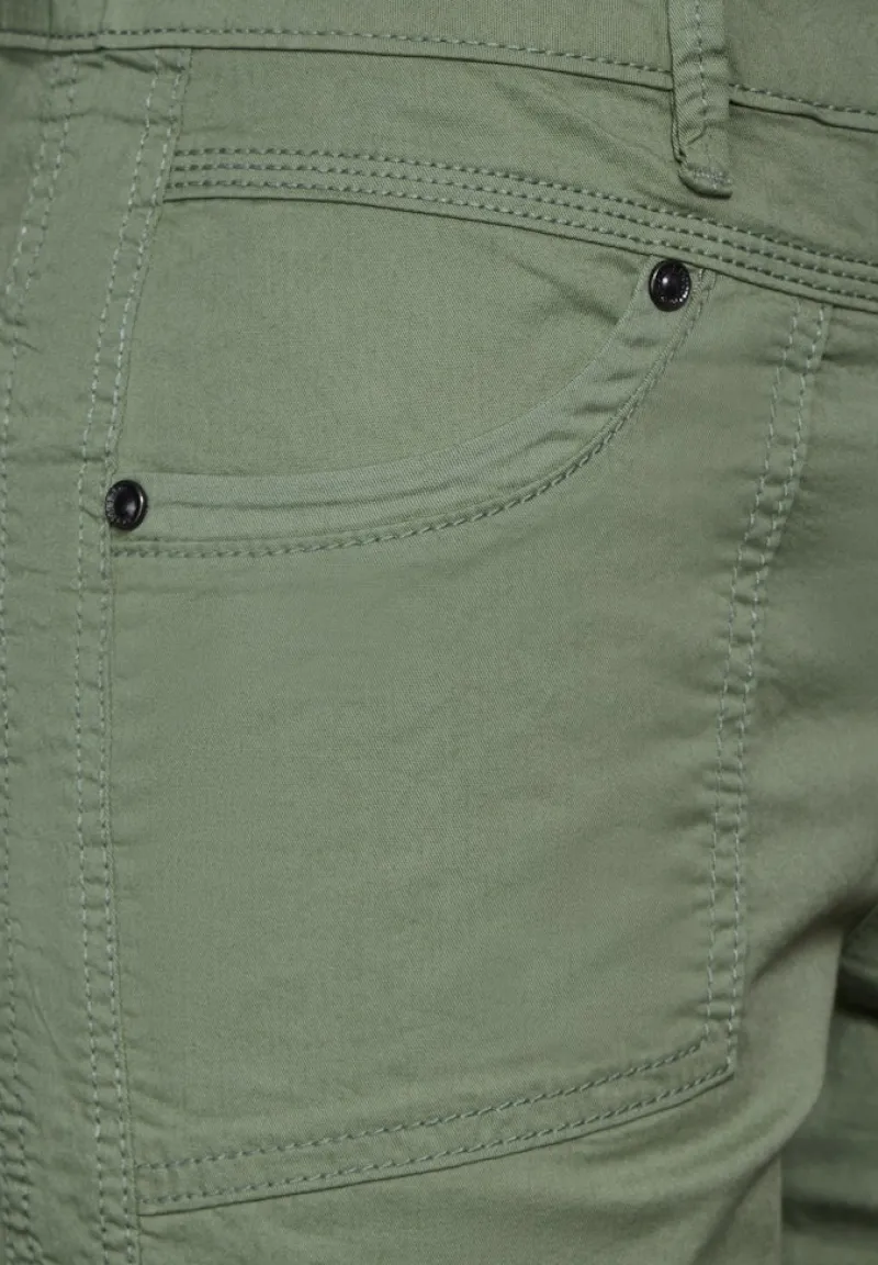 Street One Shorts*Sportive 3/4 Cargohose dry salvia green