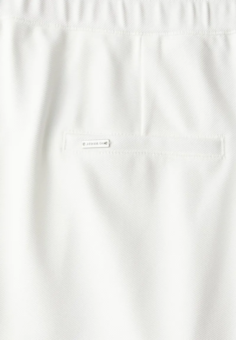 Street One Shorts*Straight Leg 7/8 Twill-Hose off white