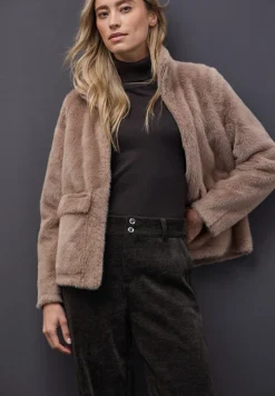 Street One Hosen*Straight Leg Cordhose darkest brown