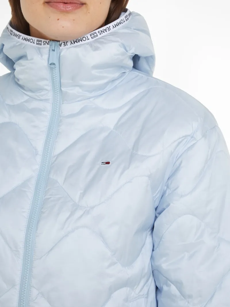 Tommy Jeans Jacken*TJW QUILTED TAPE HOOD PUFFER EXT breezy blue