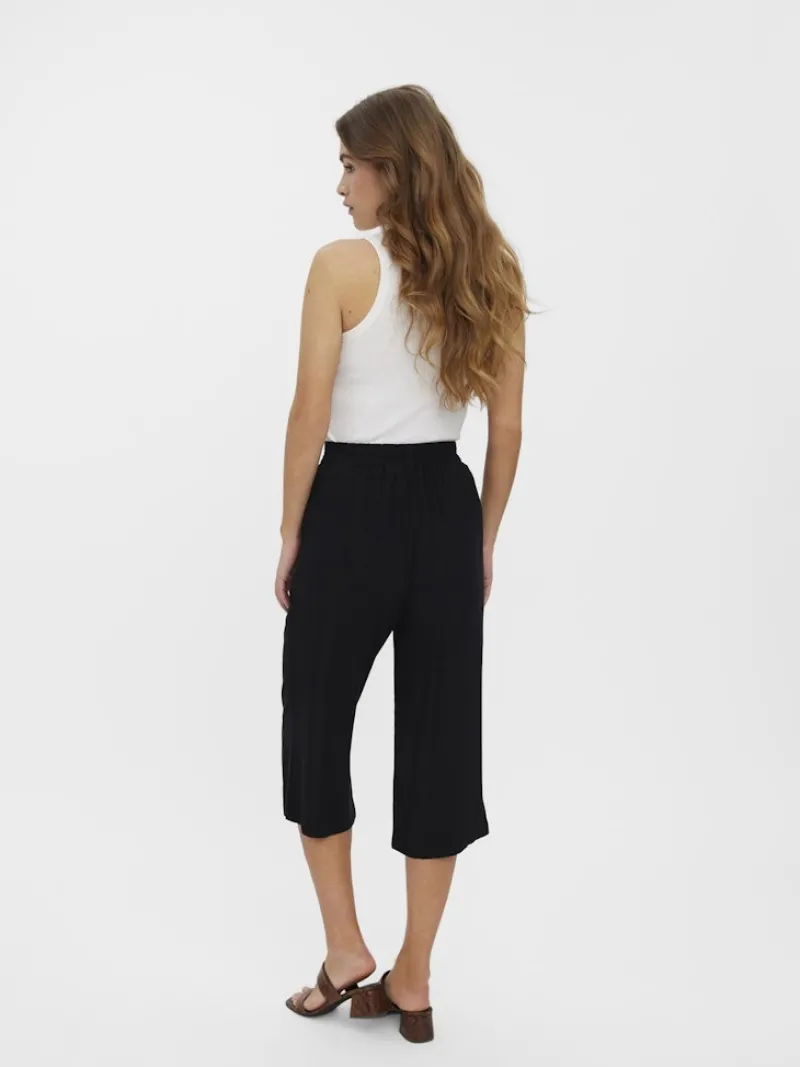 Vero Moda Hosen*VMEASY HW CULOTTE PANTS WVN GA black1