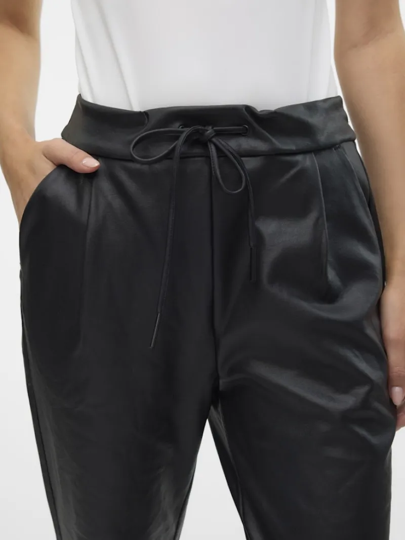 Vero Moda Hosen*VMEVA MW LOOSE STRING COATED PANT NOOS Black