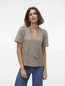 Vero Moda Blusen*VMHONEY LACE S/S TASSEL TOP WVN GA moon rock