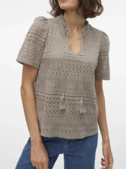 Vero Moda Blusen*VMHONEY LACE S/S TASSEL TOP WVN GA moon rock