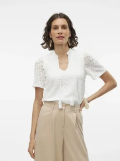 Vero Moda Blusen*VMHONEY LACE S/S TASSEL TOP WVN GA Snow White