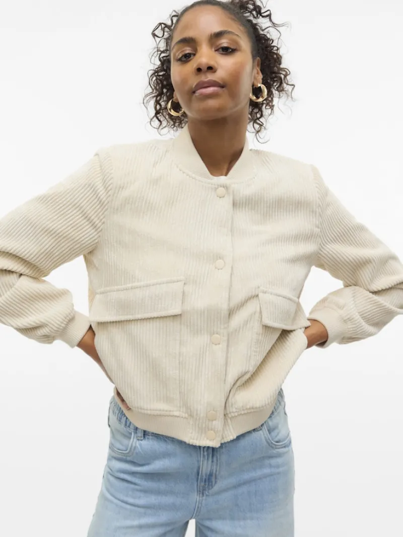 Vero Moda Jacken*VMRAINIE AMALA SHORT JACKET oatmeal