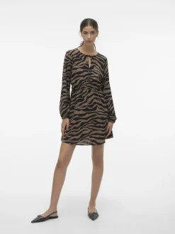 Vero Moda Kleider*VMSHILAH NAJA LS SHORT DRESS WVN GA brown lentil